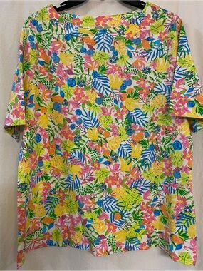 Cotton Short Sleeve Tee, Size LP. Beautiful bright colors, fruit of the season.